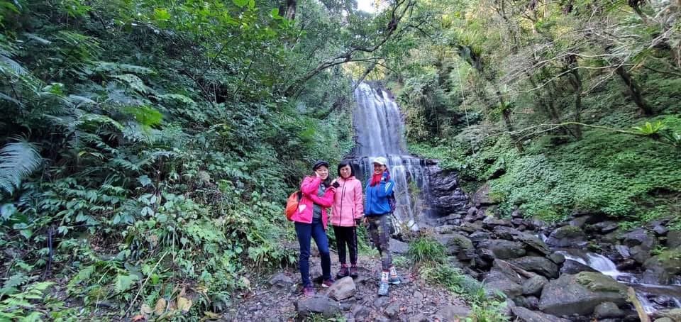 雲深瀑布封面圖