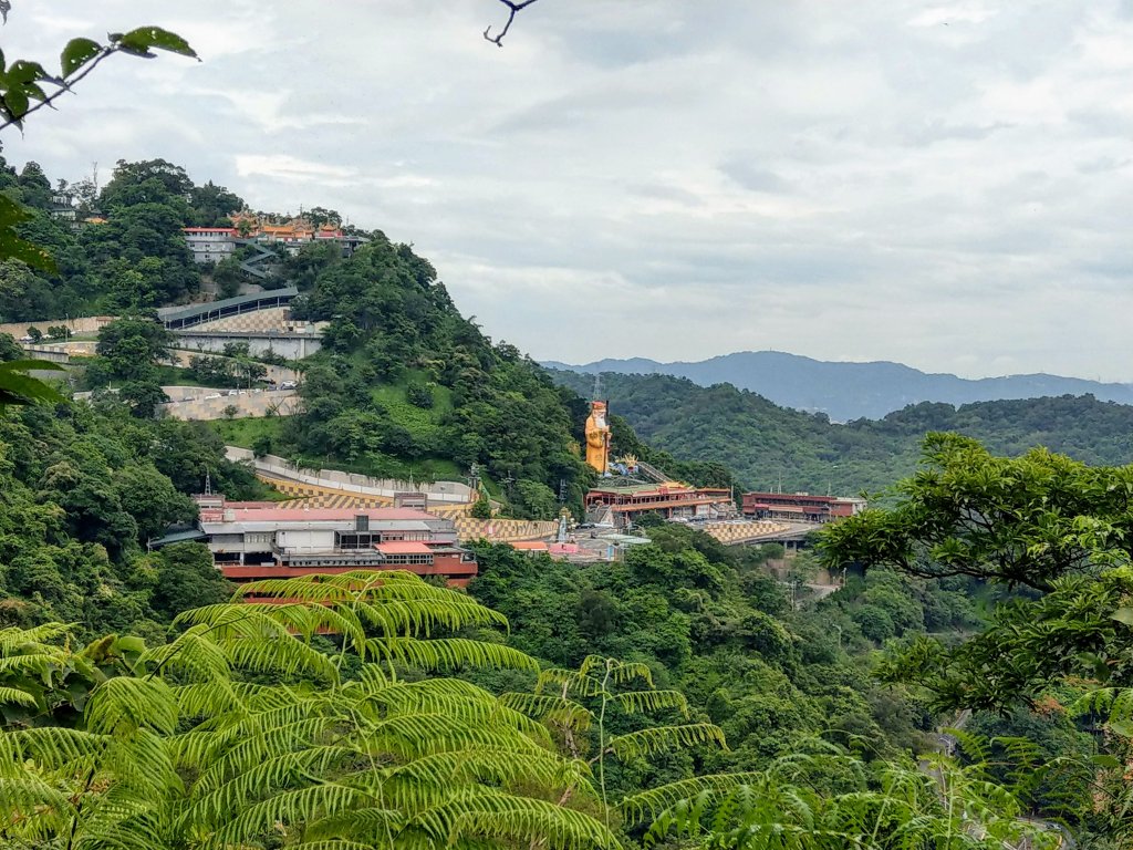 南勢角山(小百岳#16)下外挖子山步道封面圖