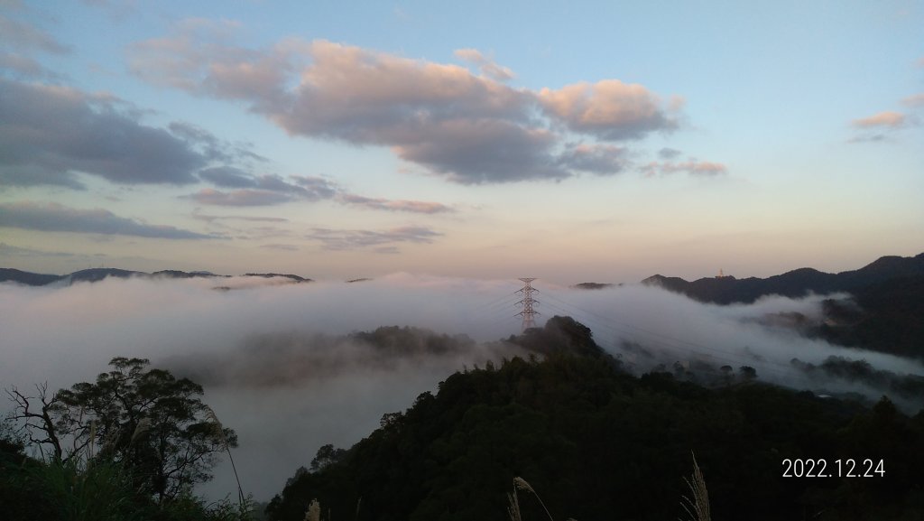 12/24寒流追霧淞槓龜，石碇二格雲海&太平山雲霧飄渺&首登小百岳-三星山封面圖