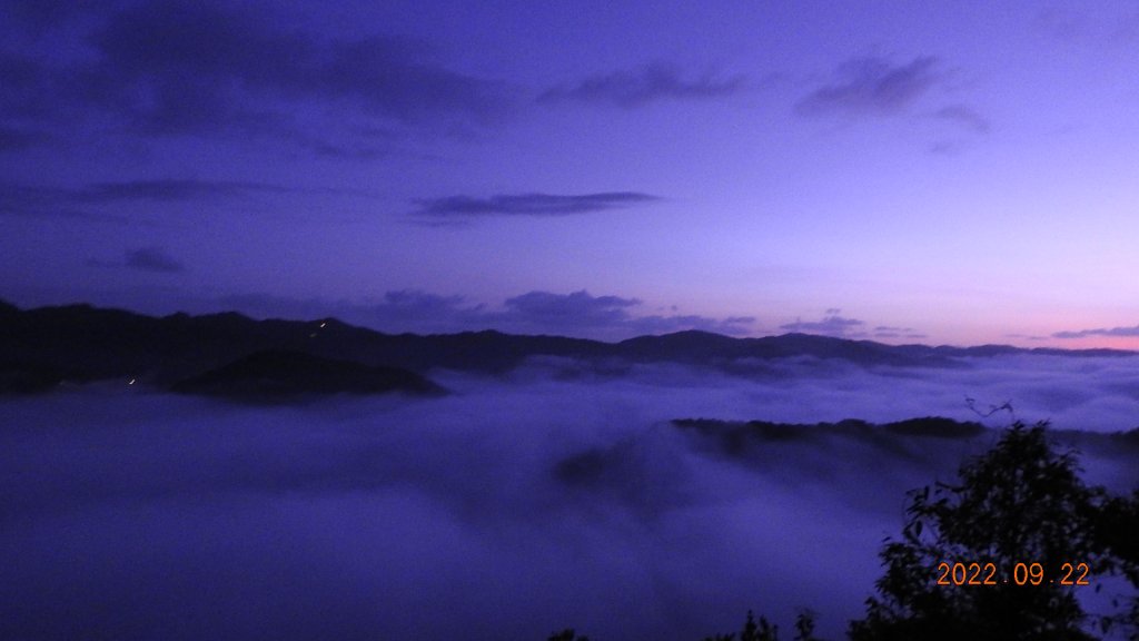 坪林開眼崙雲海+日出/月亮與石碇獵狸尖(梅樹嶺)雲海斜射光_1852754