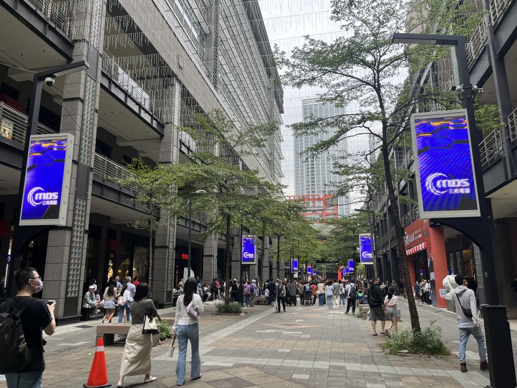 [全臺走路趣尋寶-20/71] 2023_1029 台北信義商圈步道_2341443