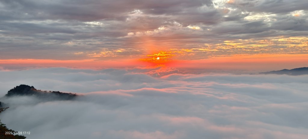 #馬那邦山 #夕陽 #雲海 #火燒雲 12/28_2971555
