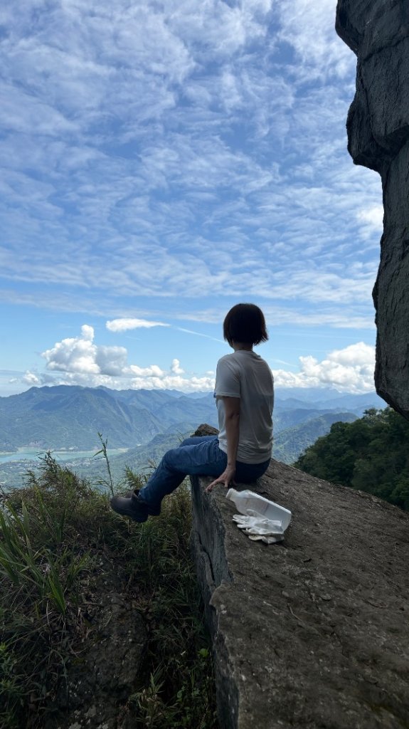 三腳南山封面圖