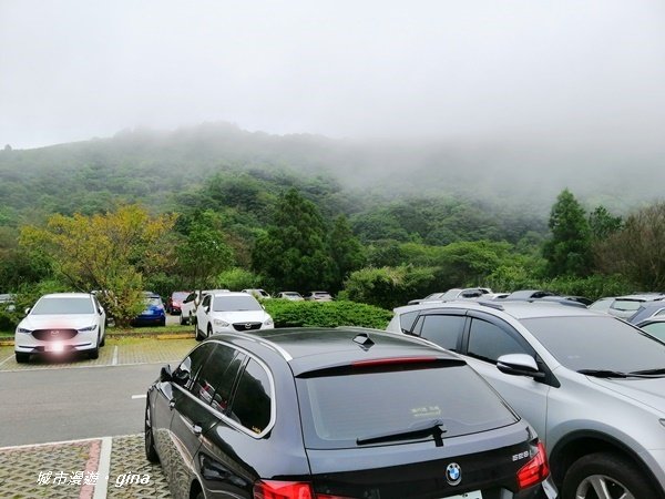 台北市第一高峰。 編號02小百岳七星山_1235285