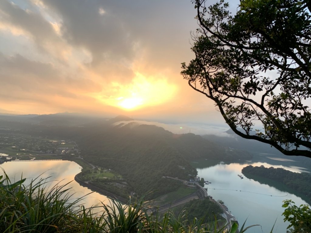 石門山封面圖