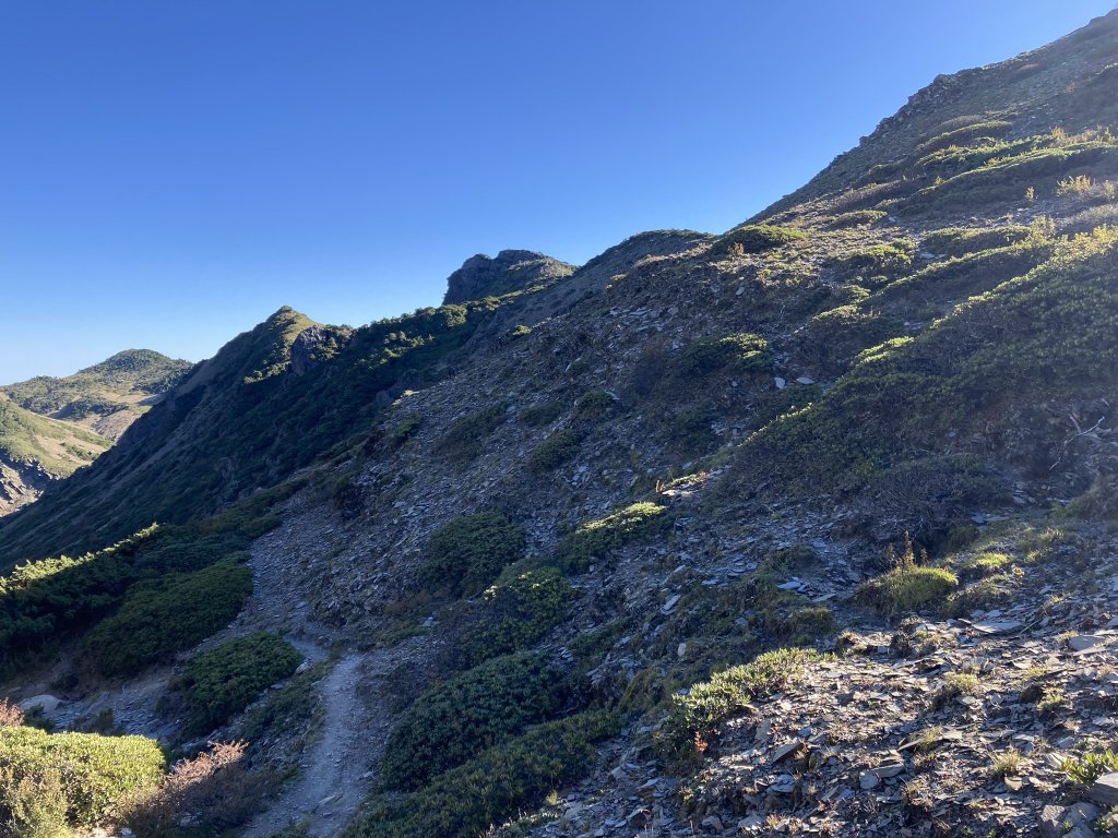 2021.10.2_5南湖群峰(缺巴巴山)_2013172