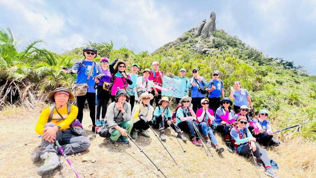 🌈5/10（六）-11（日）斯卡羅~恆春大縱走大山母山+門馬羅大草原❤️FB：熊熊趴爬走🌈封面圖