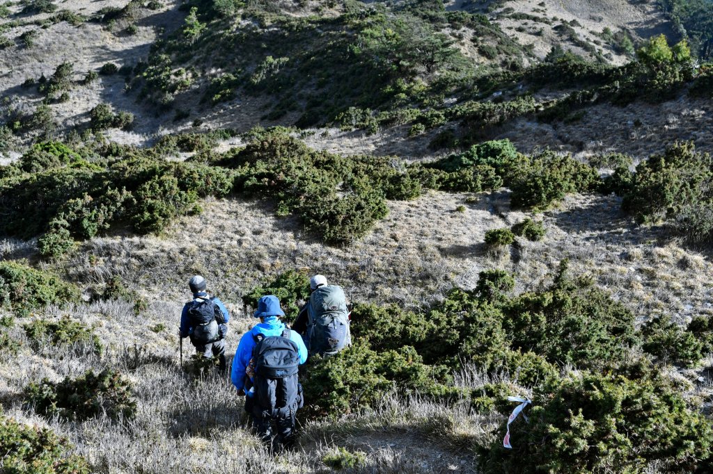 干卓萬群峰下武界_957713