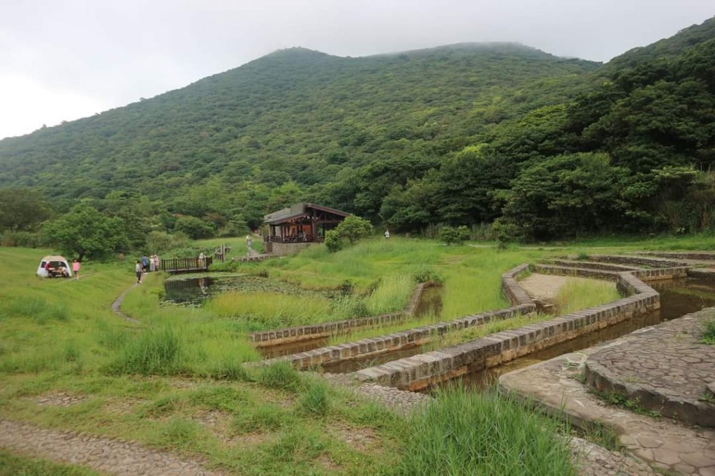 〔陽明山 〕面天山 向天山 向天池 二子坪步道。火山口湖 獨特生物蚌蟲 向天蝦（豐年蝦）_2235535