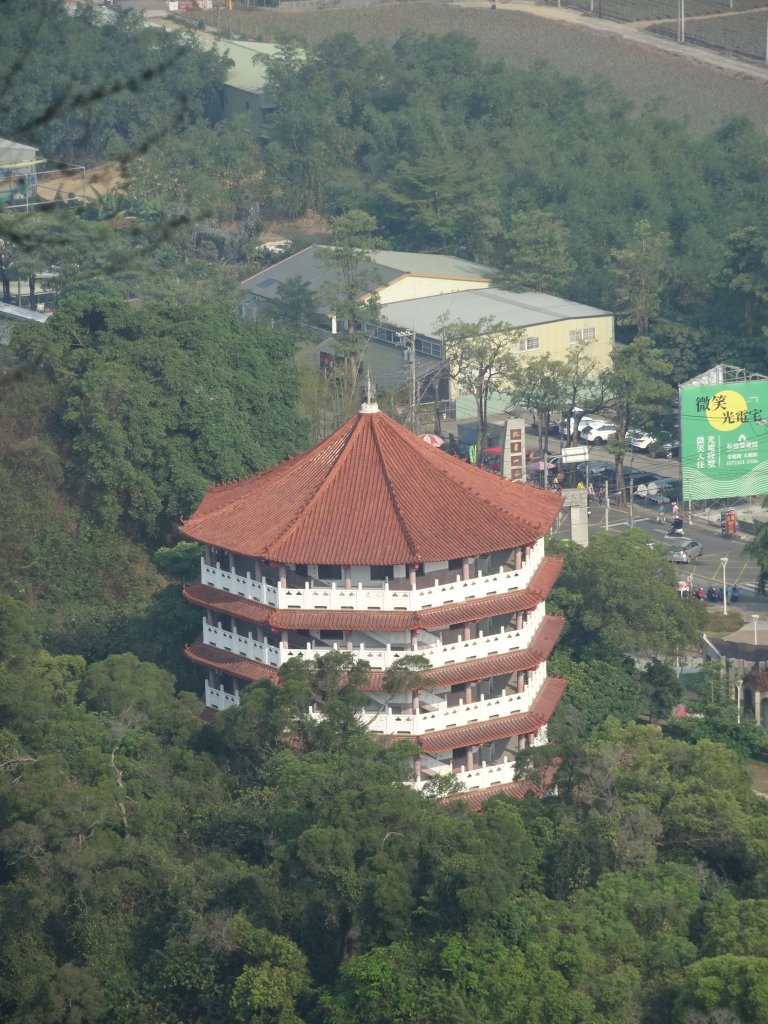 台灣小百岳第75座高雄大社-觀音山三角點_565778