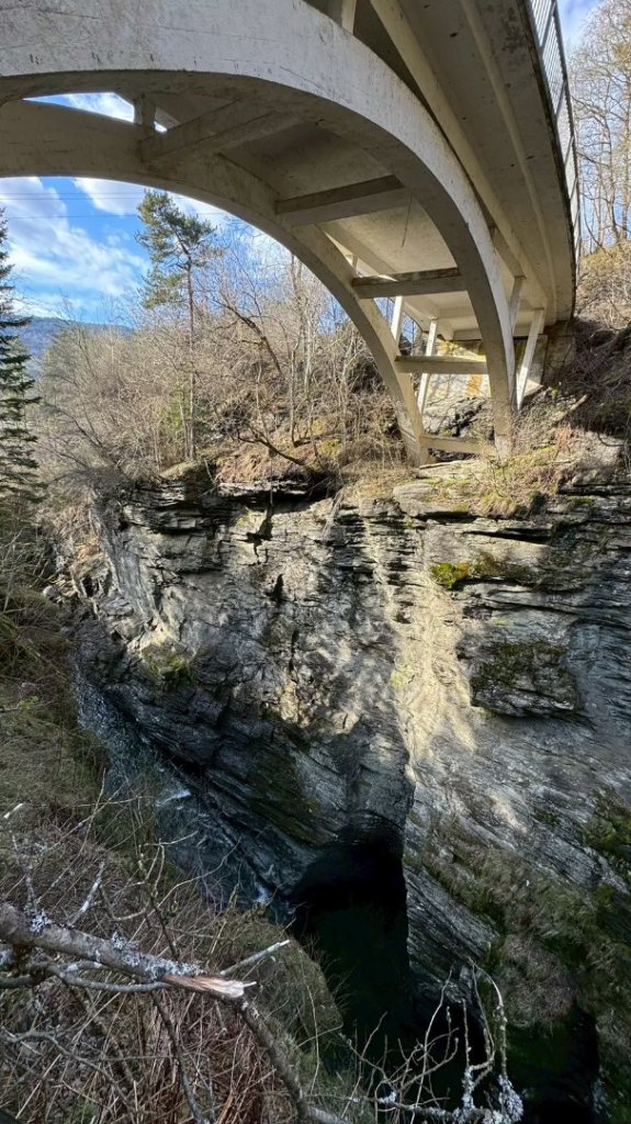 挪威🇳🇴Voss峽谷秘境_2810283