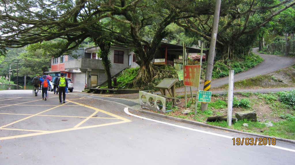 再訪 ~ 筆架山連峰 !_293969