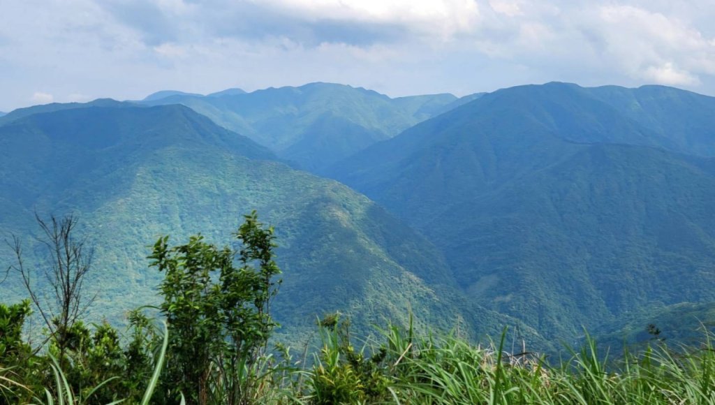【中級山】拔刀爾山，縱走美鹿山南峰_2743616