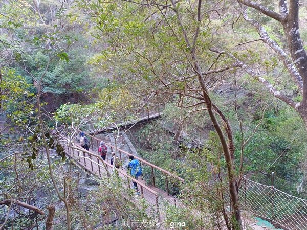 【屏東獅子鄉】海天一色。 台灣百大必訪步道~里龍山自然步道_2550735