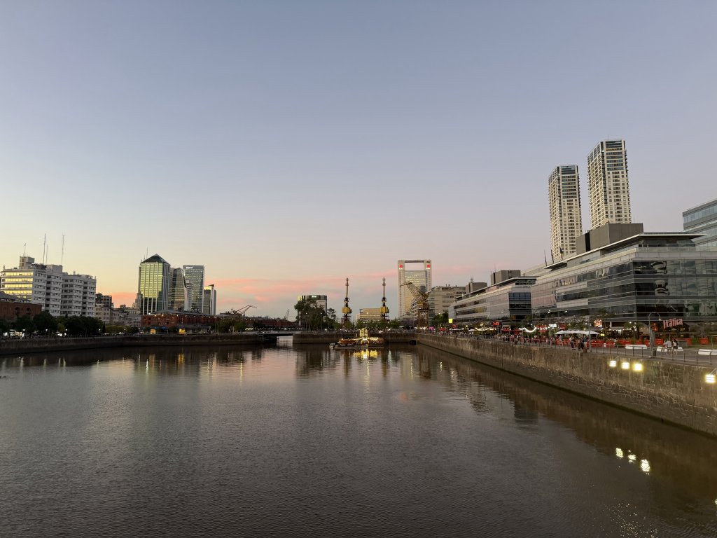 [紐約馬之行-64] 2025_1114 女人橋_2954482