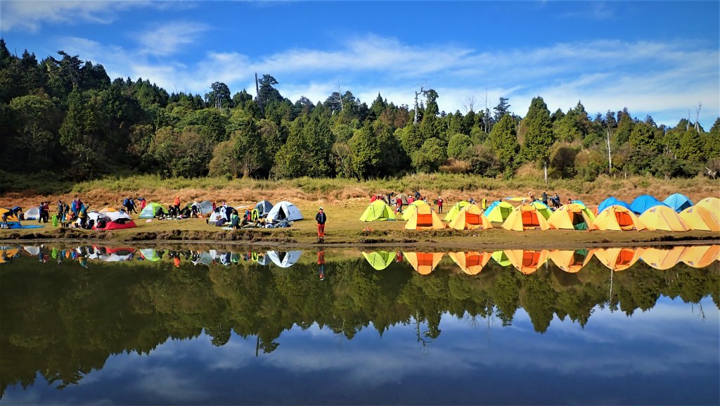 綺麗夢幻浪漫滿點的珍珠加羅湖山行封面圖