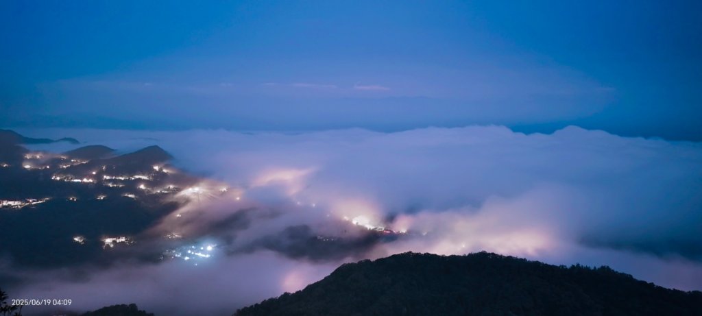 二格山 #琉璃光 #雲海流瀑 #雲瀑 #火燒雲 #霞光 #日出 6/19封面圖