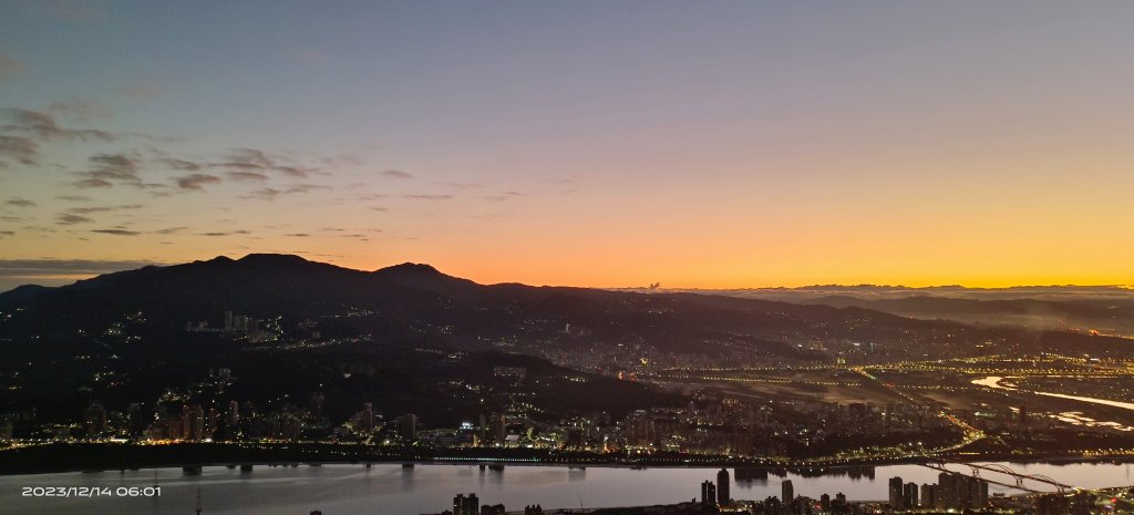 觀音山星空夜景/曙光日出/晨霧瀰漫12/14_2378295