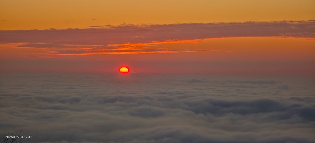 #觀音山 #雲海 #夕陽 #琉璃光 #天空之城 2/4_2993092