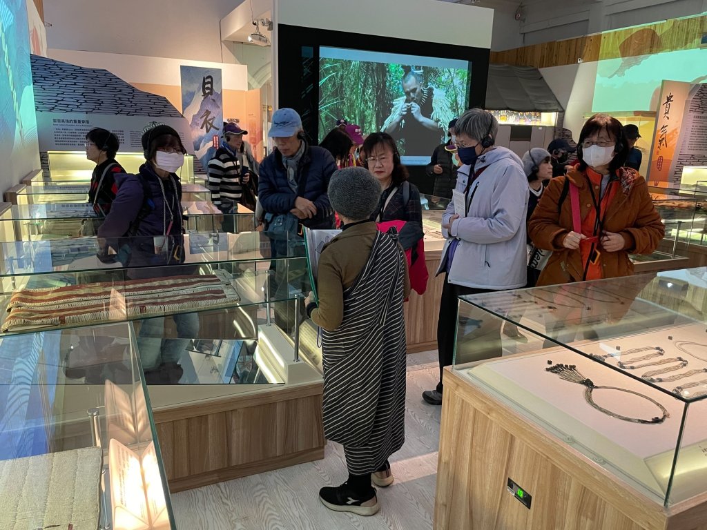 4-2 臺大校史館「原民之耀」巡迴展→椰林大道→傅園→臺大正門_2692783