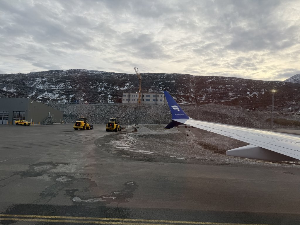 [紐約馬之行-49] 2025_1109 鳥瞰格陵蘭島冰蓋_2952333