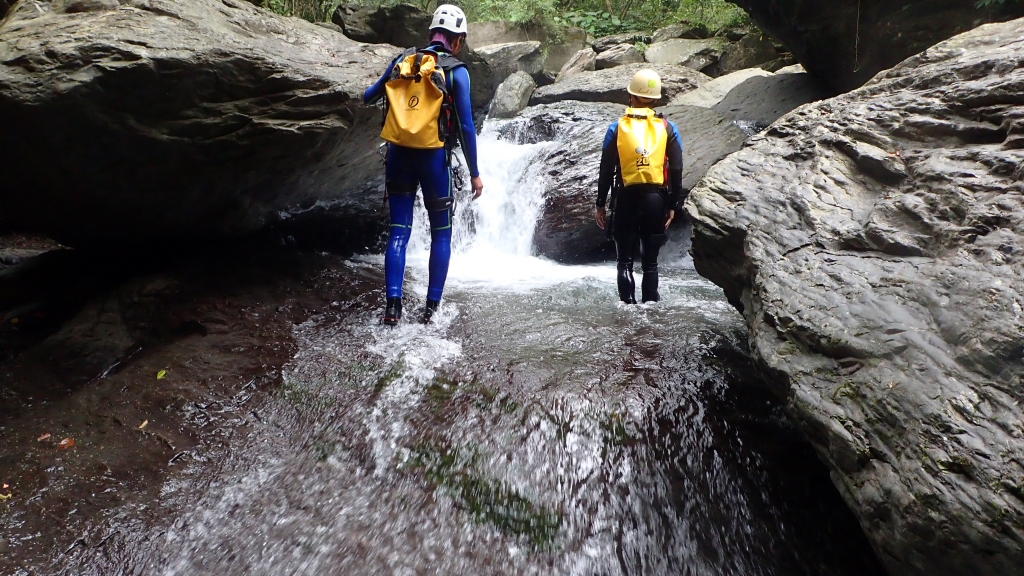 爬到翻的斯其野溪_59715