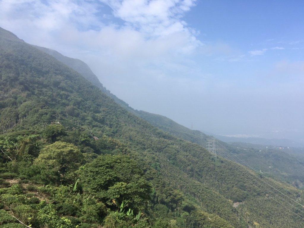 210501衝居父女同遊大尖山_1369174