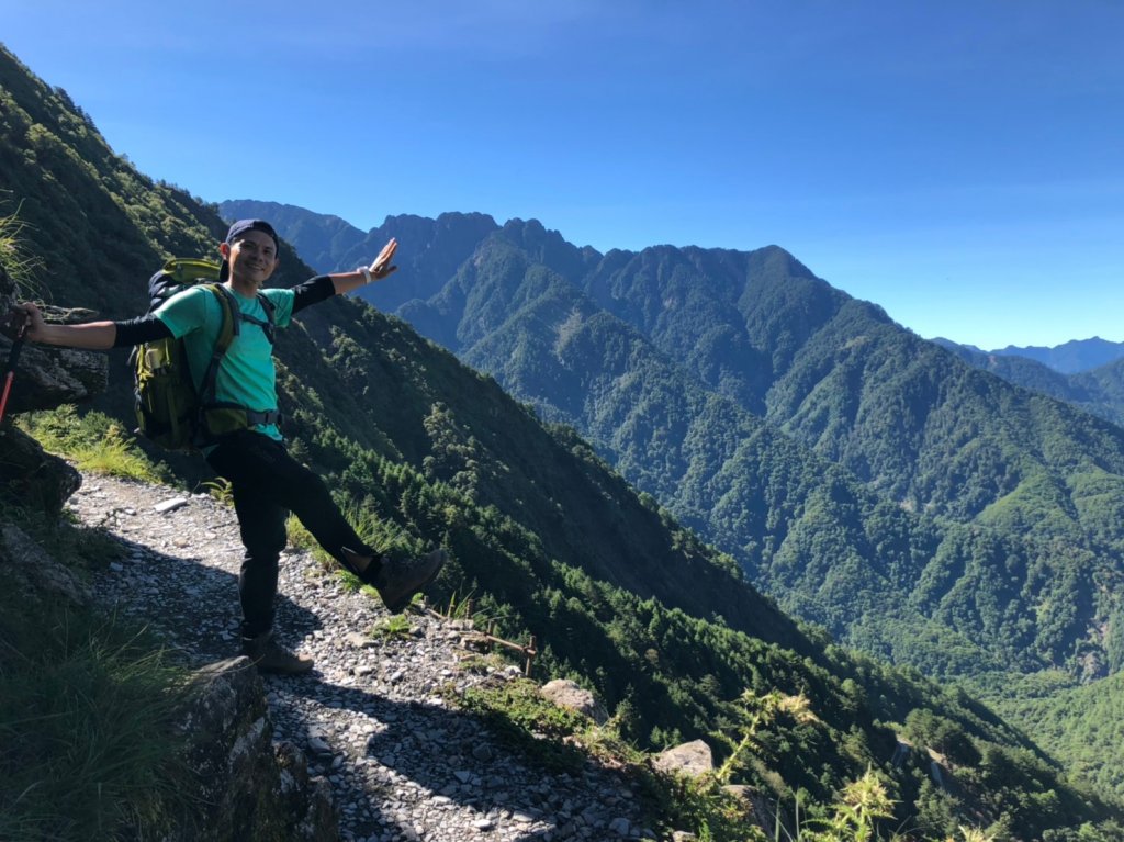 玉山西峰.玉山主峰【在最高的地方 看到最_637146