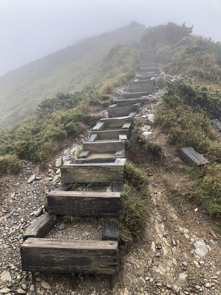 狂風暴雨合歡山_593629