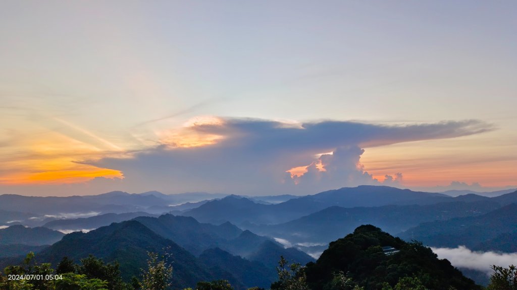 石碇趴趴走追雲趣 - 夜景 #琉璃光雲海流瀑 & 曙光火燒雲 & 藍天 #雲海流瀑 7/1&10_2539152