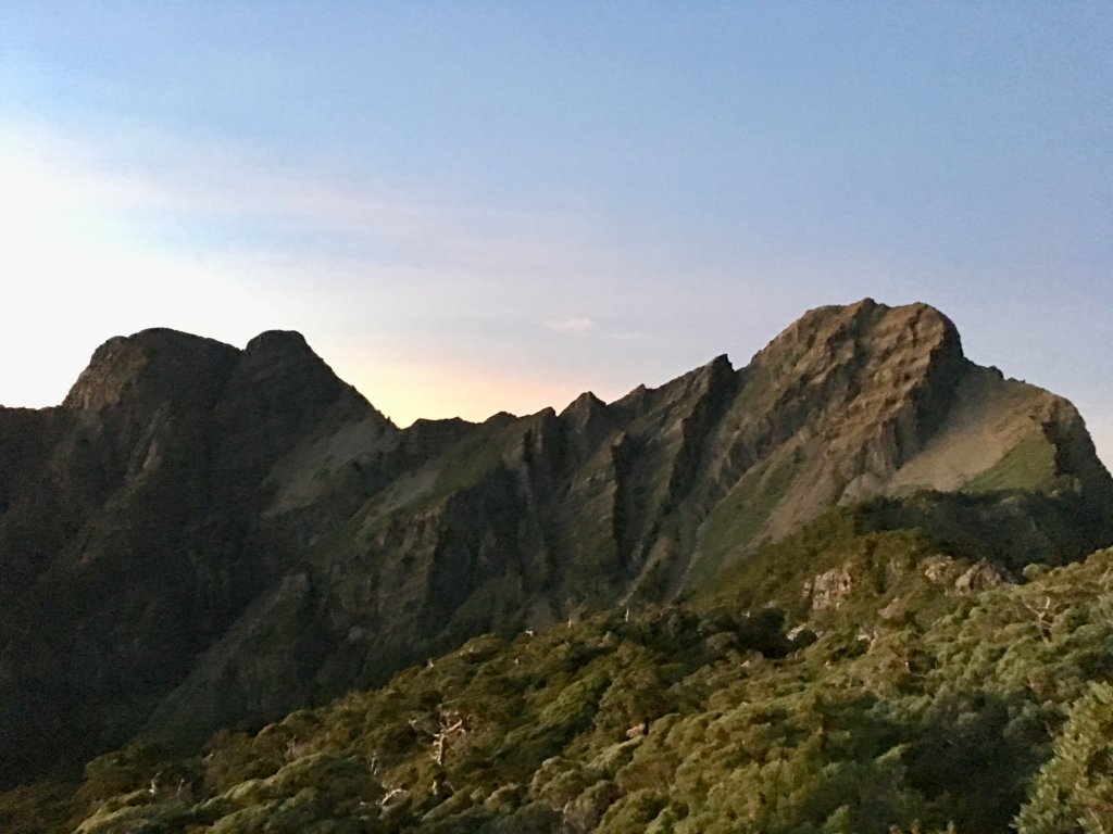 玉山主北峰封面圖