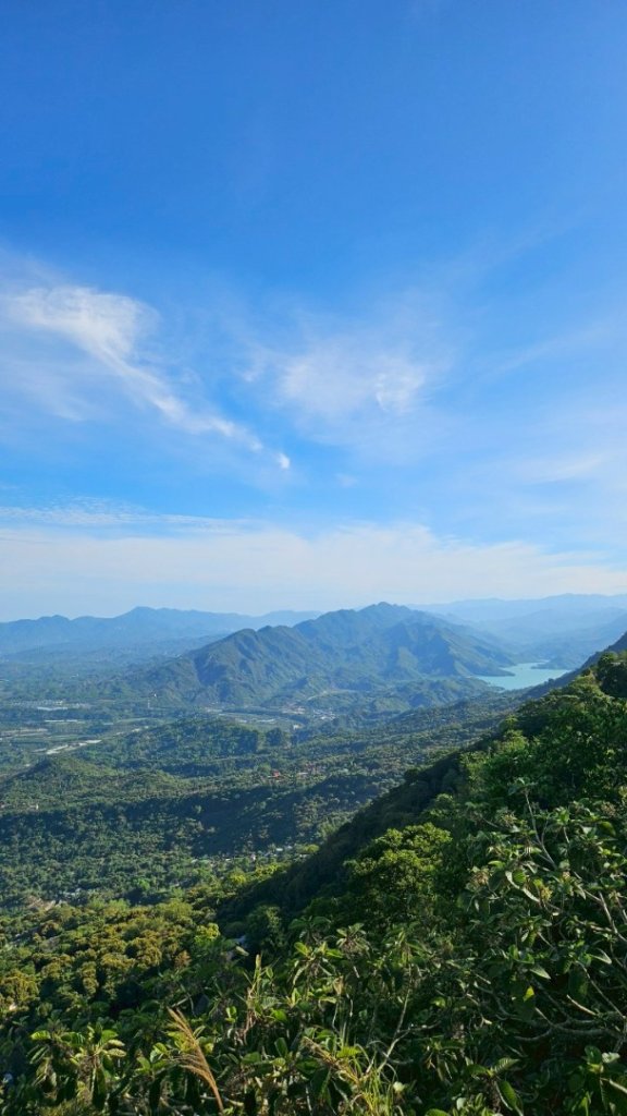 20250417小百岳🤣烏山 刣牛湖山縱走封面圖
