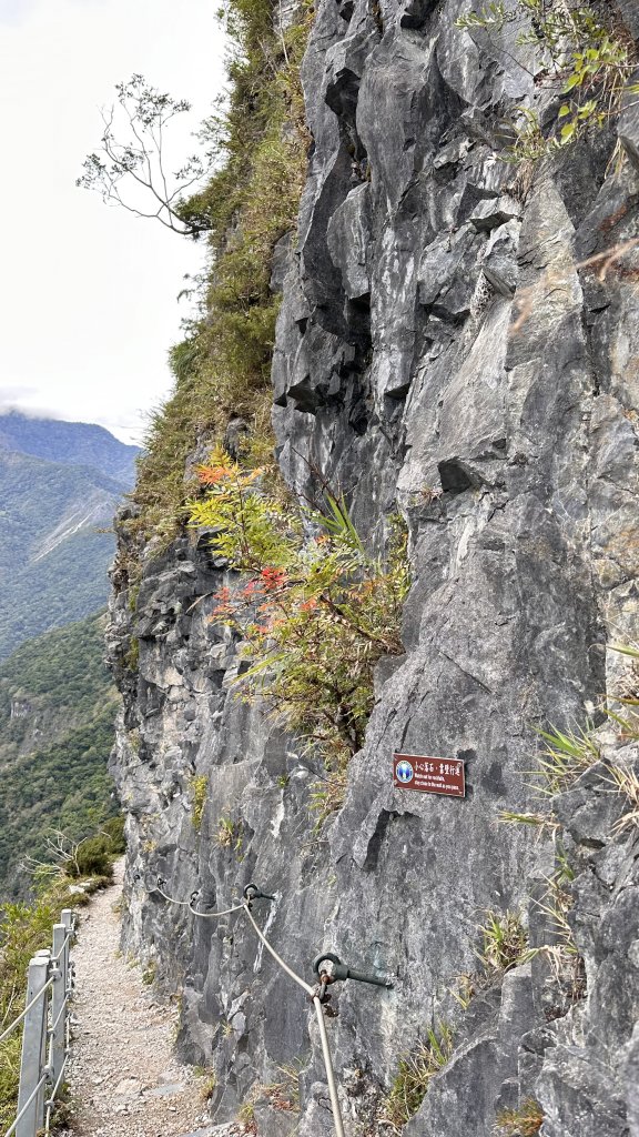 窺探絕美壯麗峽谷【錐麓古道】_2011926