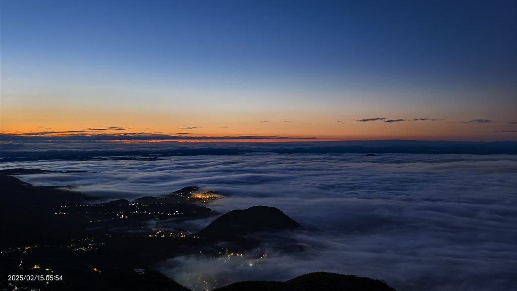 #大屯山 #琉璃光雲海 #月光雲海 #曙光雲海 #日出雲海 #天空之城 #住六公園 2/15_2712298