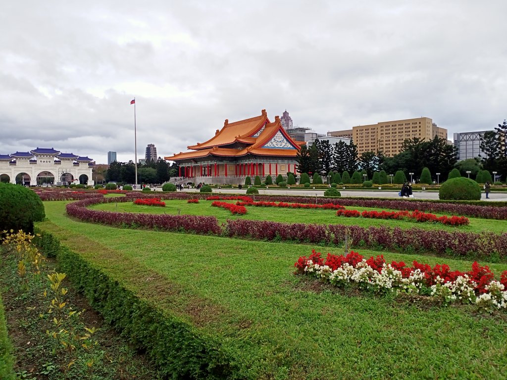 自由廣場、國家戲劇院、國家音樂廳、中正紀念堂、內湖瑞陽公園【齊心鞋力尋寶去】_1995385