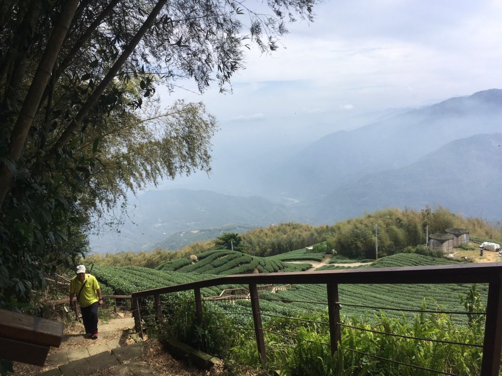 210501衝居父女同遊大尖山_1369184