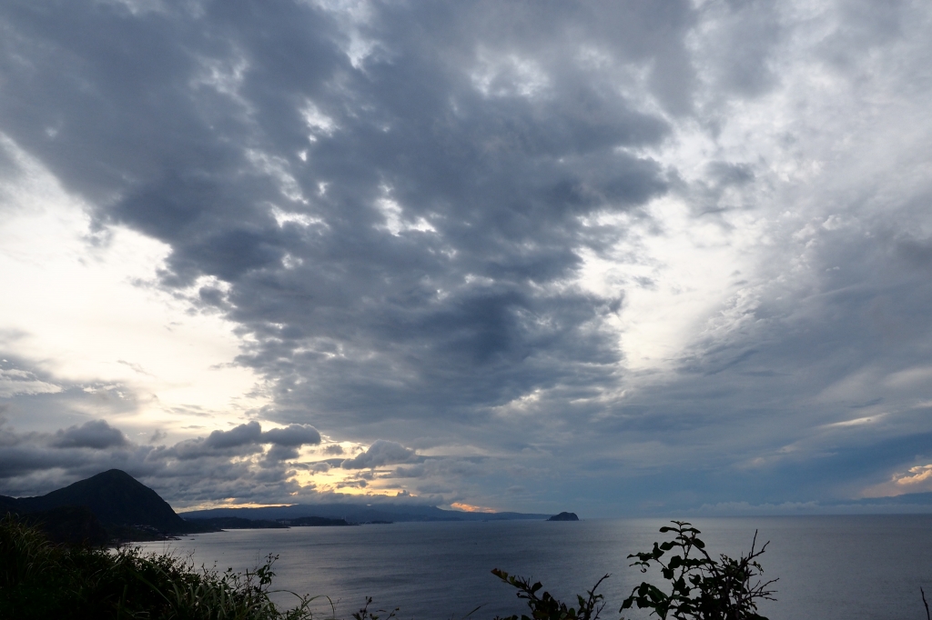 鼻頭稜角步道夏季傍晚封面圖