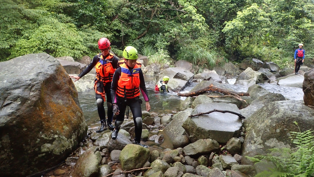 老梅溪上溯老梅瀑布、冷泉_53269