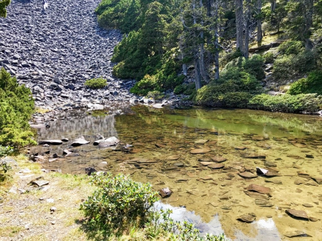 雪山下翠池三日行_689068