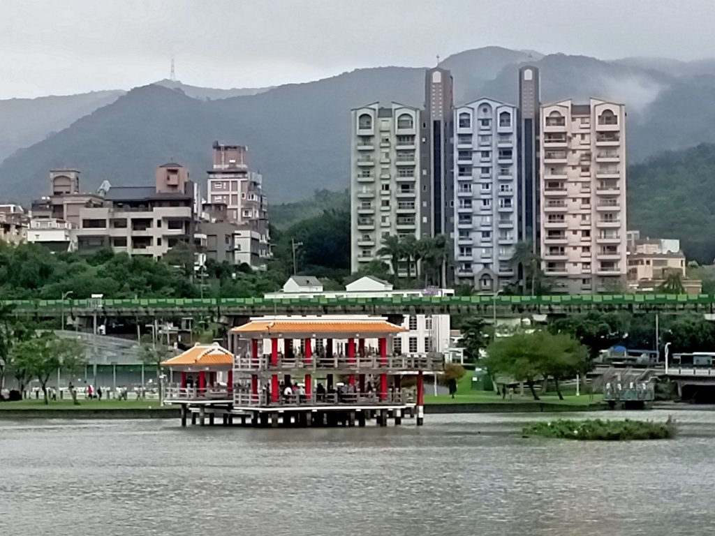 大湖公園《門庭若市》封面圖