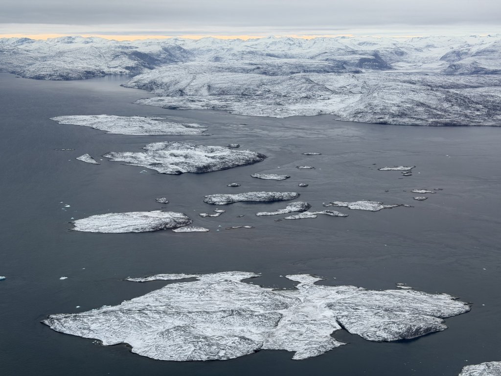 [紐約馬之行-24] 2025_1105 飛往格陵蘭封面圖