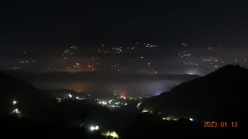 再衝觀音山夜景/晨曦/日出&差強人意琉璃光/雲海/火燒雲 1/13_1992071