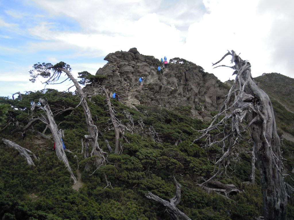 南湖群峰_南湖大山_南湖東峰__南湖北山_審馬陣山_多加屯山20140827_1960113