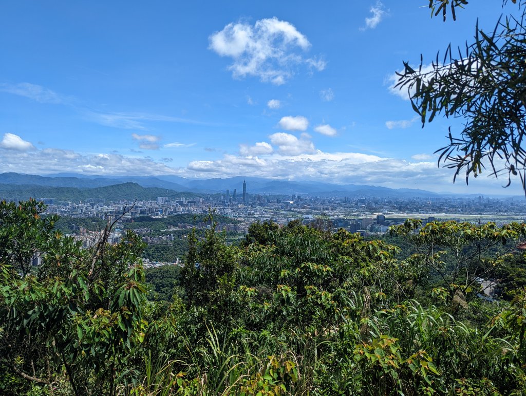 大溝溪生態治水園區。龍船岩。大崙頭山(小百岳)。圓覺瀑布_1750758
