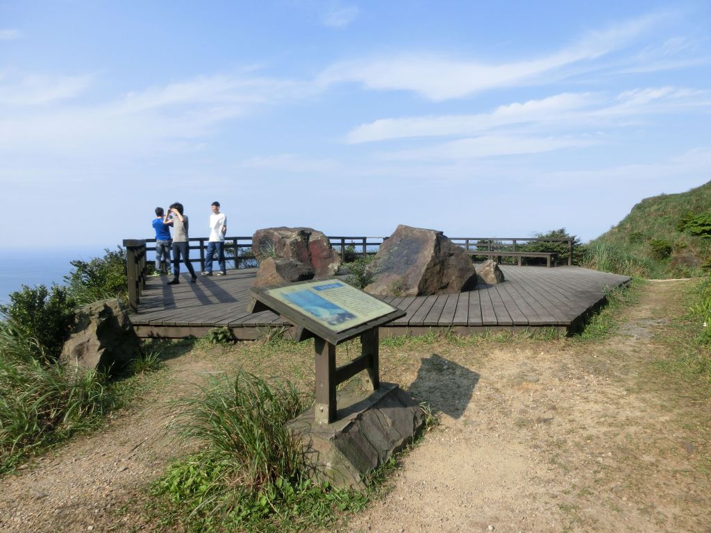 山尖步道．戰俘營遺址．茶壺山_121507