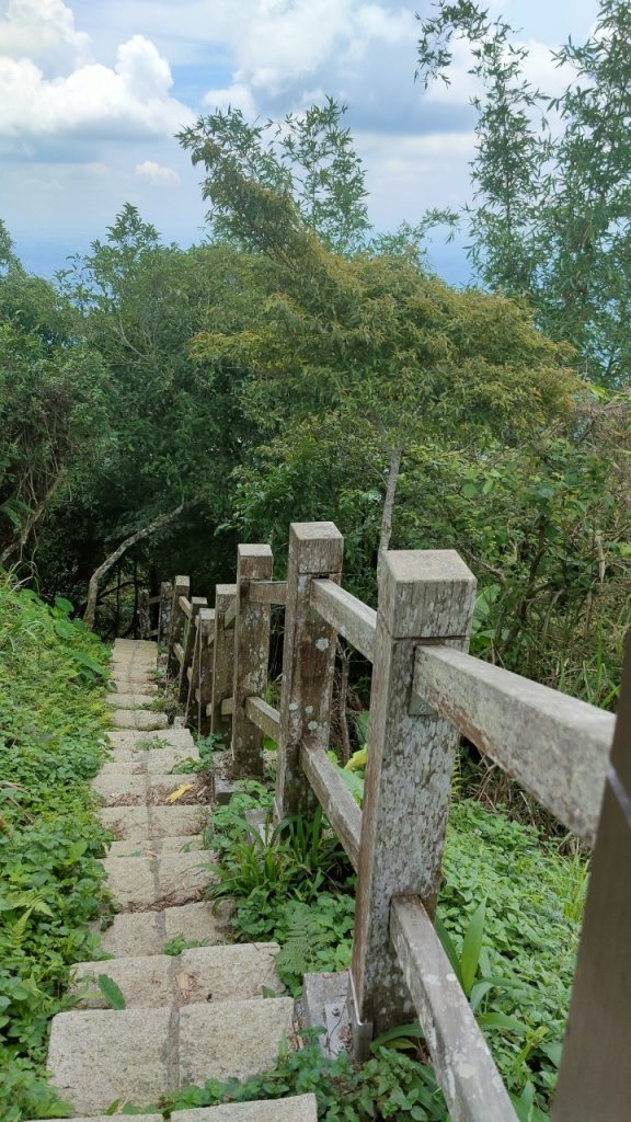 梅峰古道、竹子尖山、觀音步道繞一圈_1721178