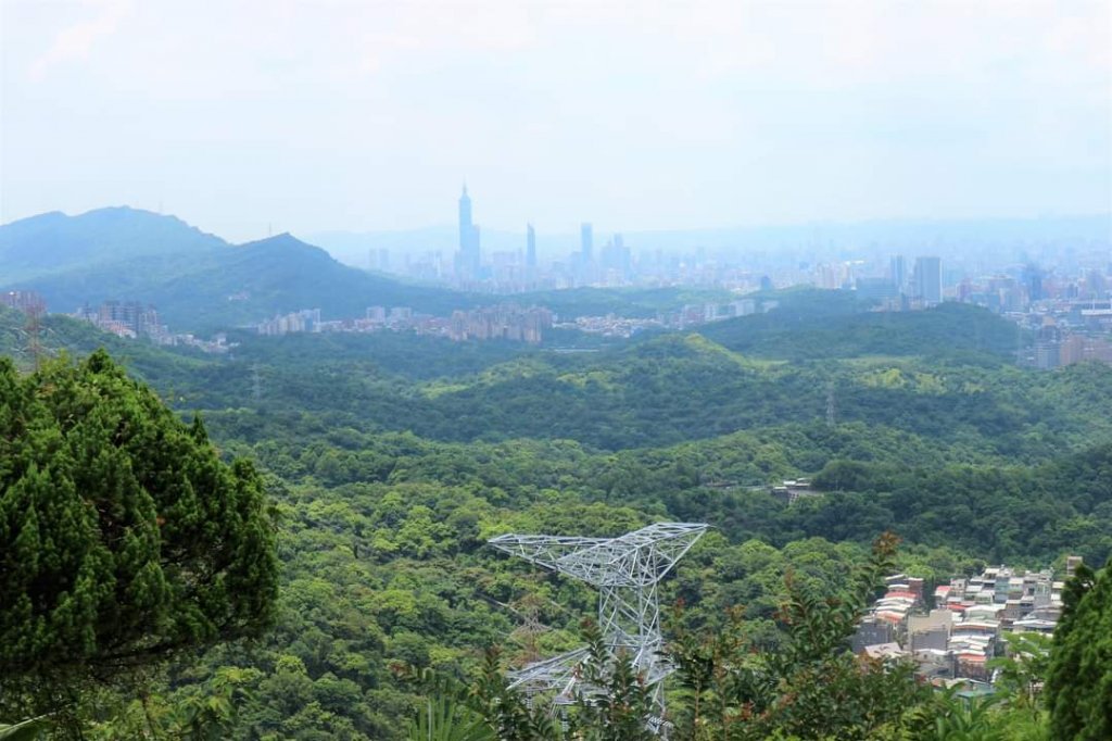 小百岳NO12  汐止大尖山 縱走海拔641公尺 四分子尾山_2228888