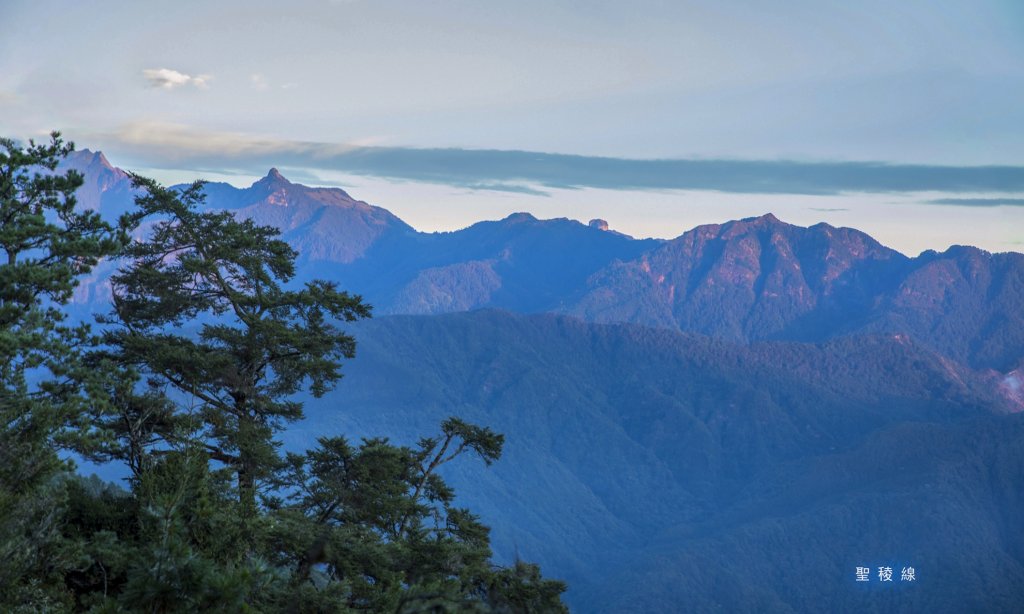 壯美南湖群峰(主峰.北峰.東峰.審馬陣._1121614