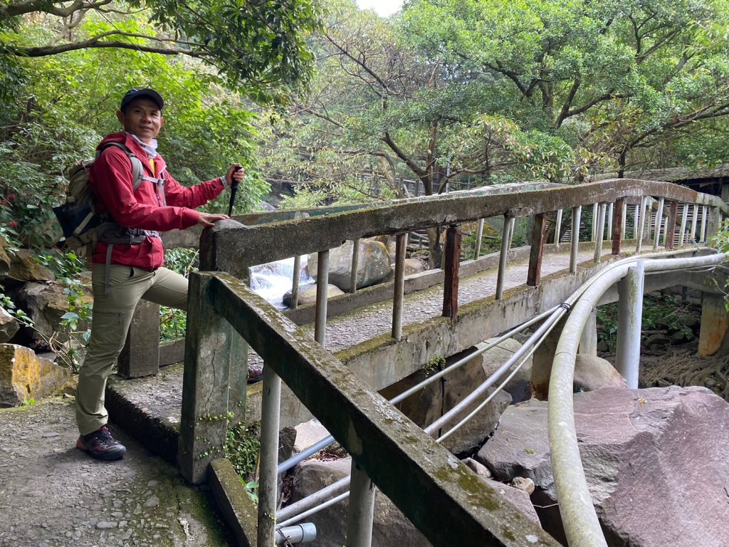 硫磺谷.龍鳳谷.大砲岩.石壇山【大巨蛋 跳起來 可以嗎?】_2686337