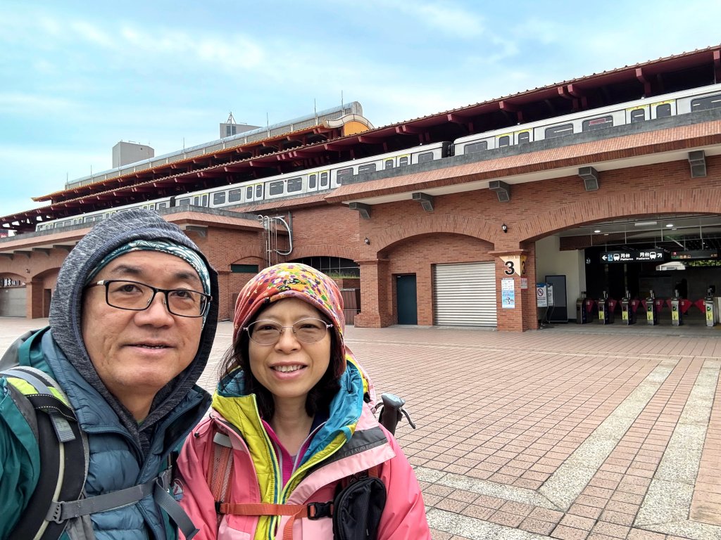 淡水搭渡輪上觀音山+占山O繞 搭公車接渡輪回淡水-20250318_2770617